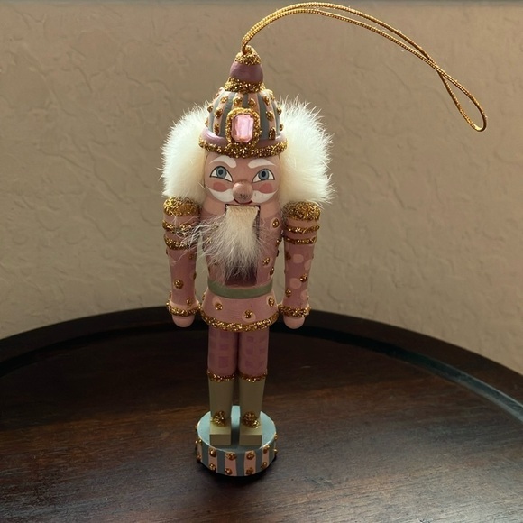 Unbranded: Pink Nutcracker Holiday/Christmas Ornament- - Picture 1 of 9